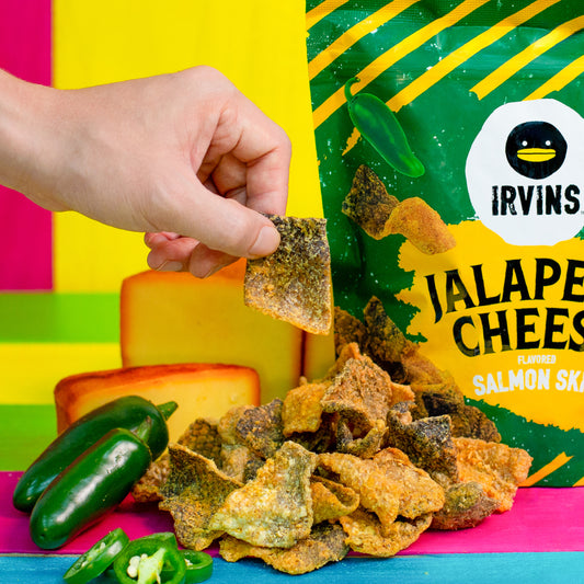 IRVINS Jalapeno Cheese Salmon Skin (80g)
