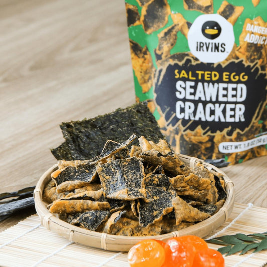 IRVINS Salted Egg Seaweed Cracker (50g)